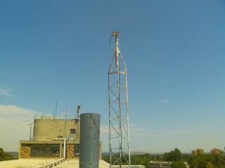The NIST station antenna looking to the southeast.